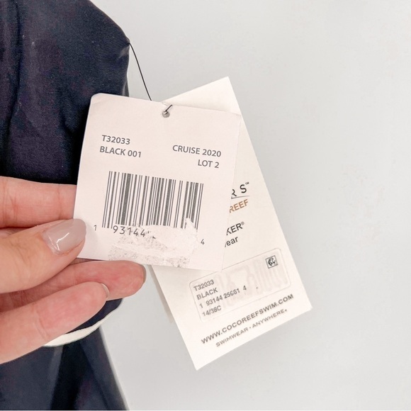 Contours Ruffled Strapless Tummy-Control One-Piece Swimsuit - Picture 10 of 16